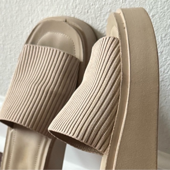 Memory Foam Y2K Style Beige Slide Sandals - Picture 6 of 12